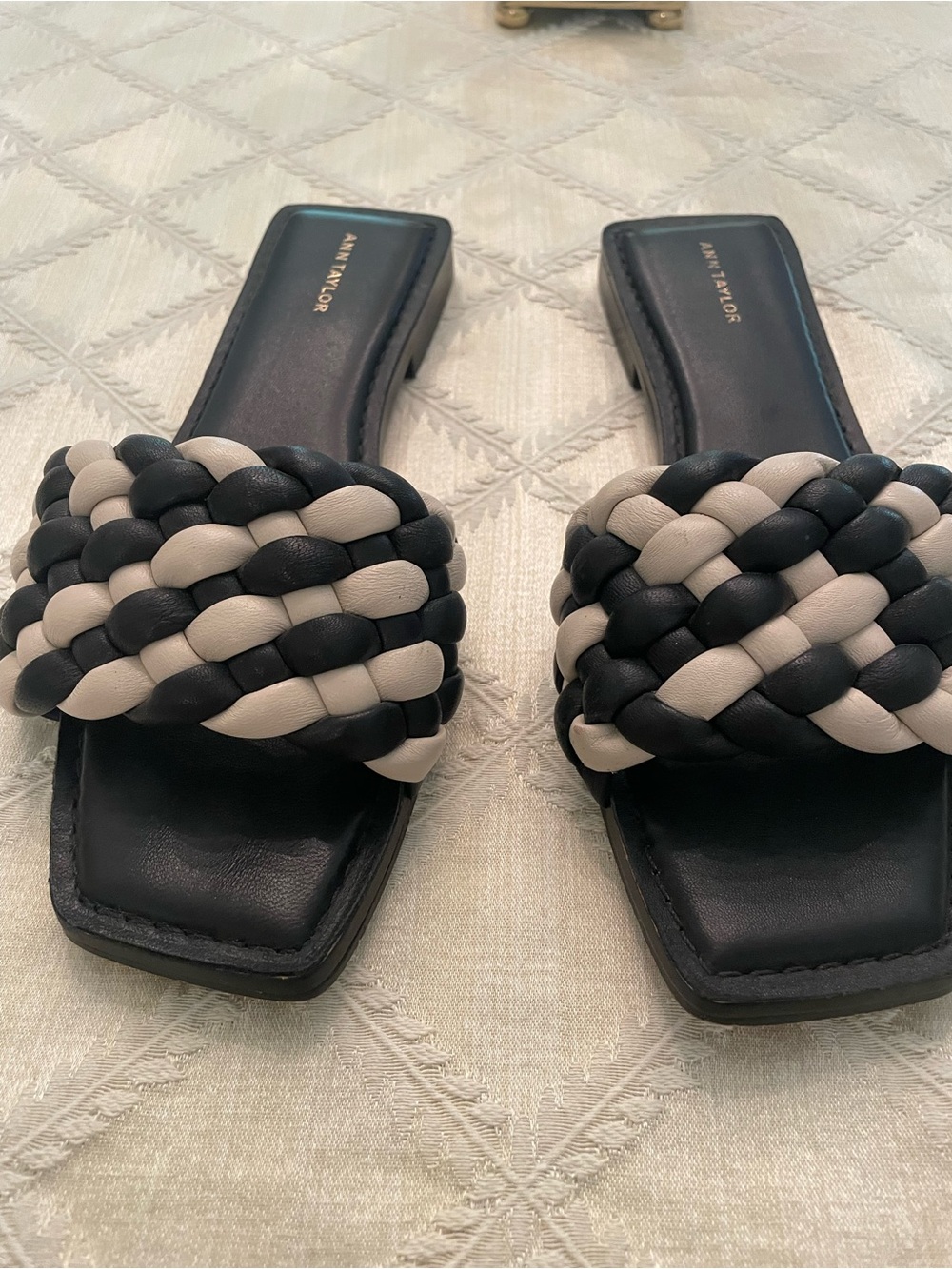 Ann Taylor Black and Cream Braided Slide Mules